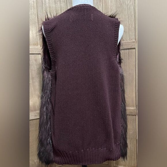 Sebby Collection Faux Fur Vest. Aubergine Ribbed Knit Back. - Picture 4 of 5
